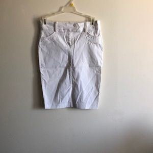 White pencil skirt